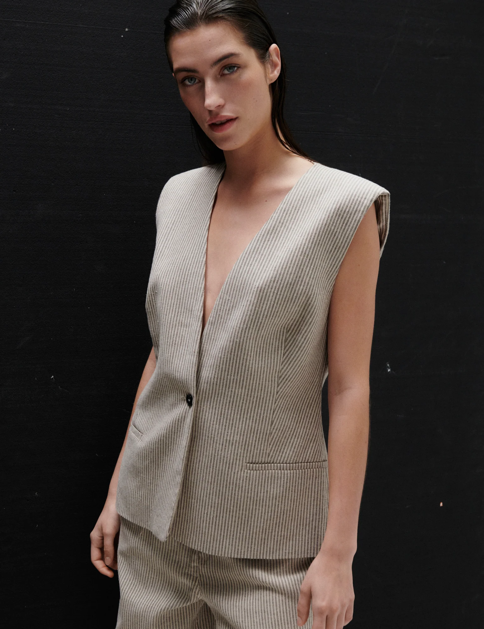 2ND Juell - Striped Linen Blend - Vest - Moonbeam - Image 4