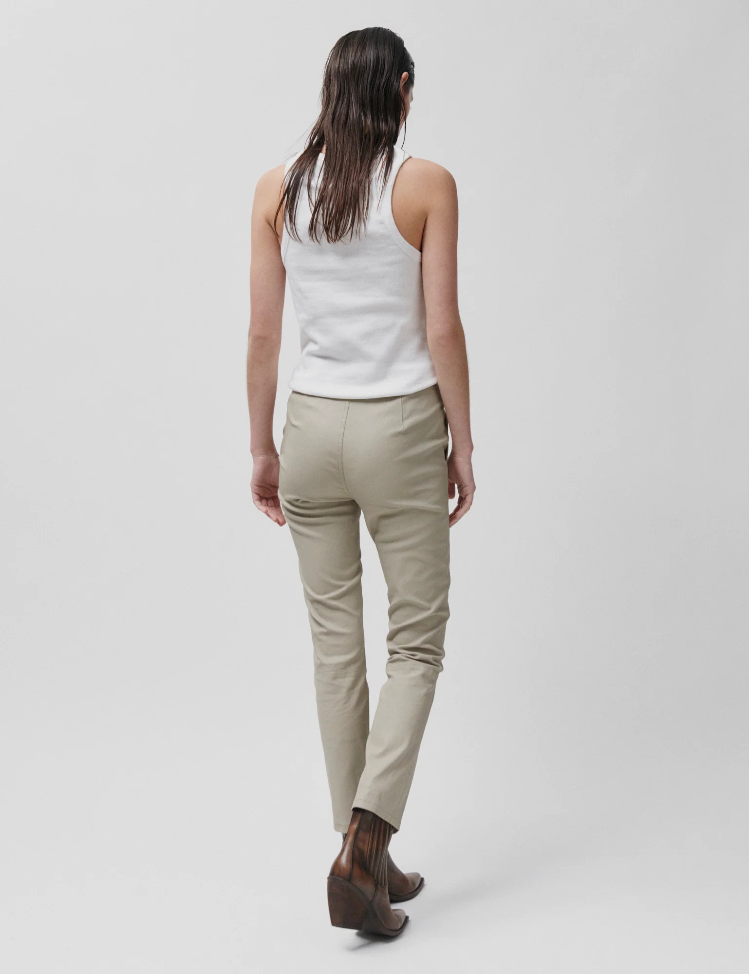 2ND Leya - Refined Stretch Leather - Pants - Plaza Taupe - Image 4
