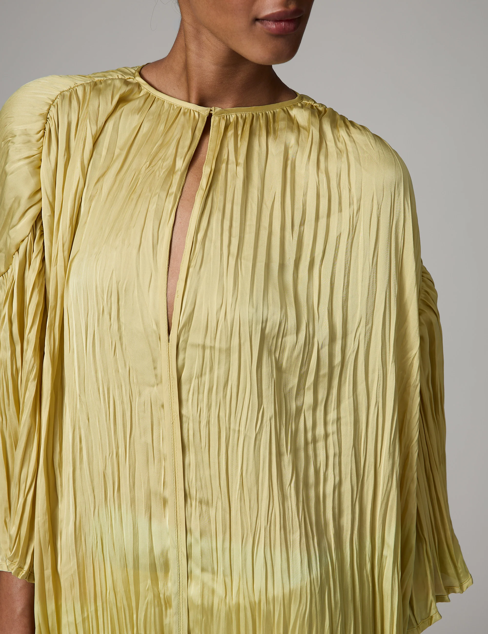 Aruna - Crinkled Surface - Dress - Straw - Image 2