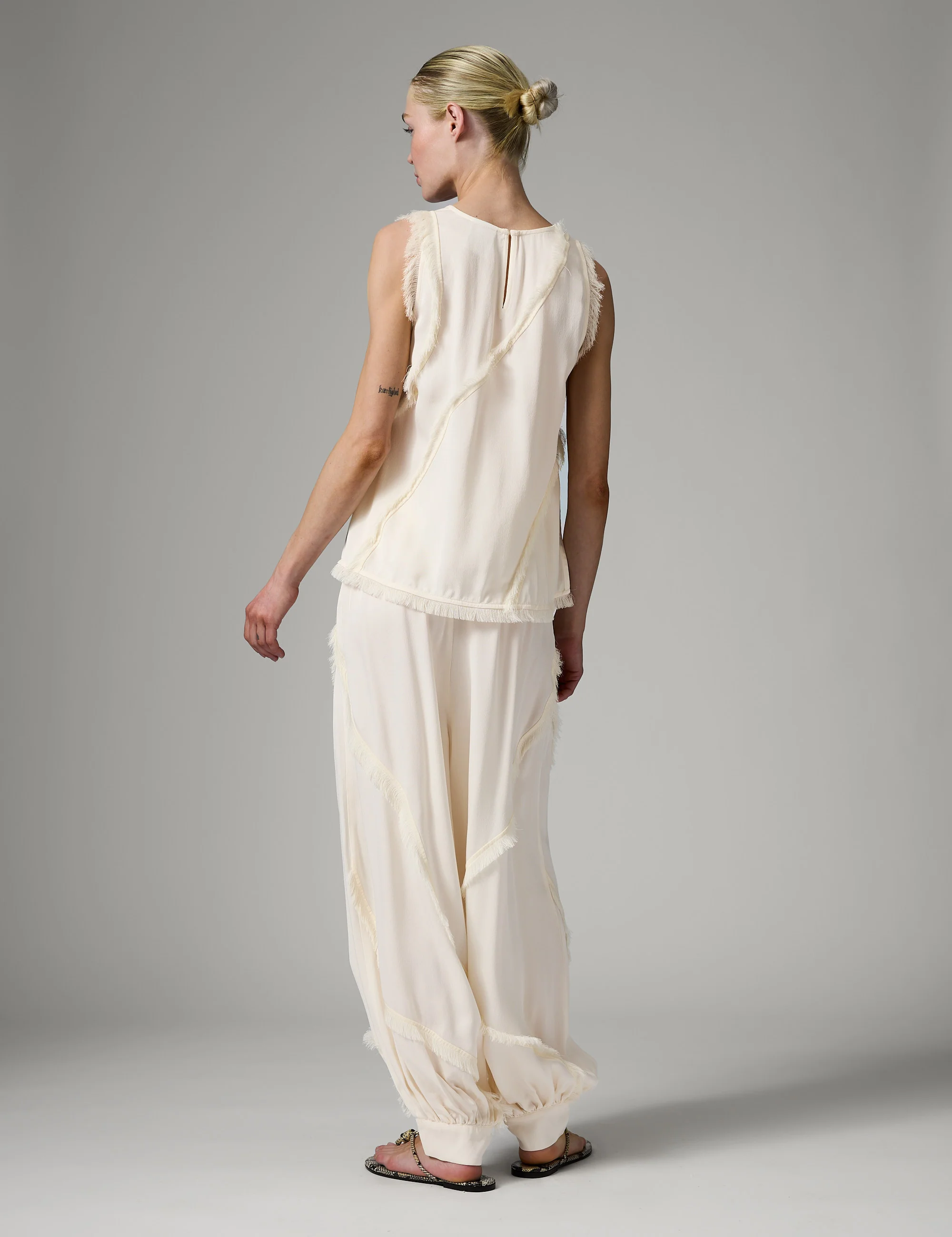 Beate - Matte Crepe - Pants - Jet Stream - Image 2