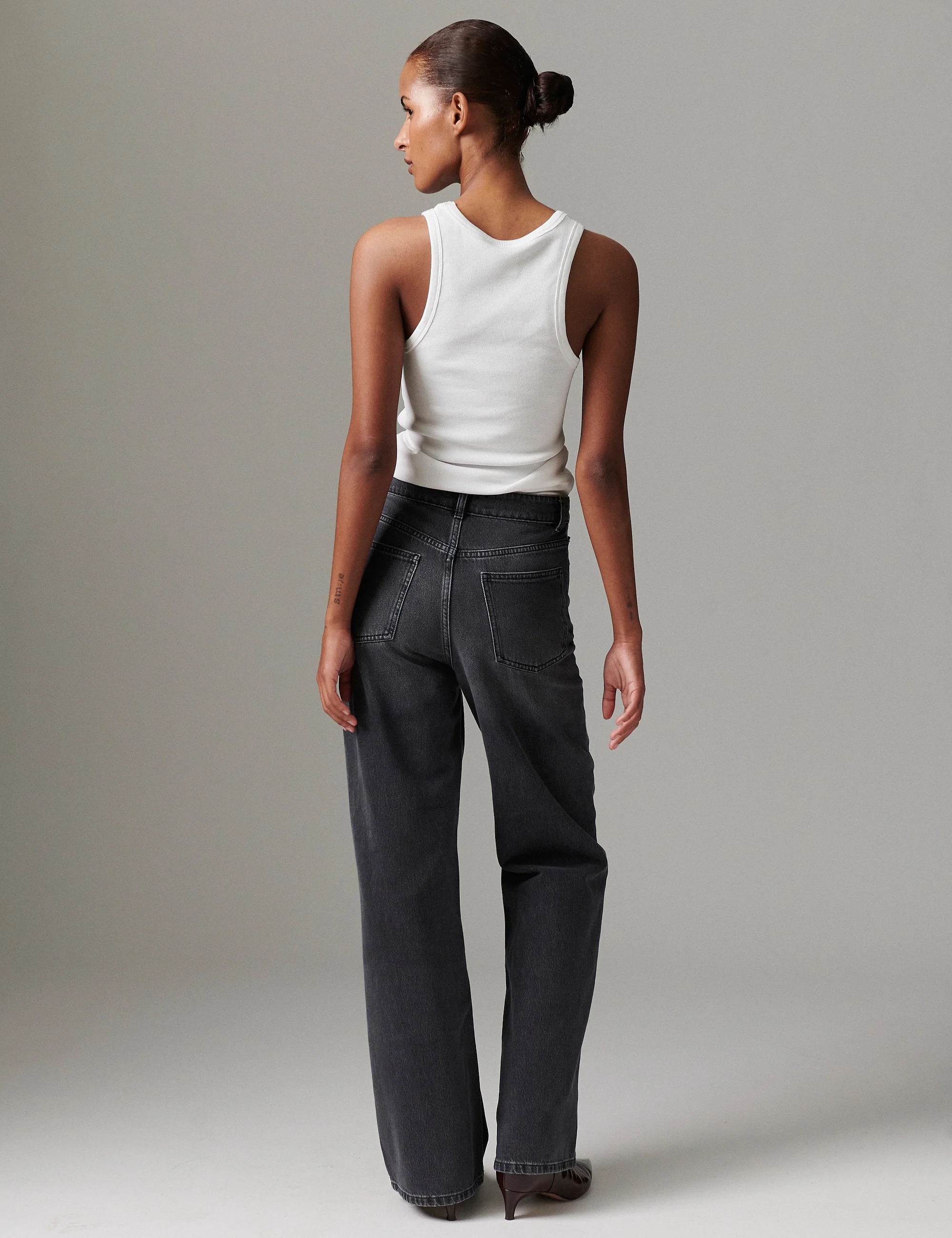 Cai - Rigid Denim Stretch - Black - Image 2