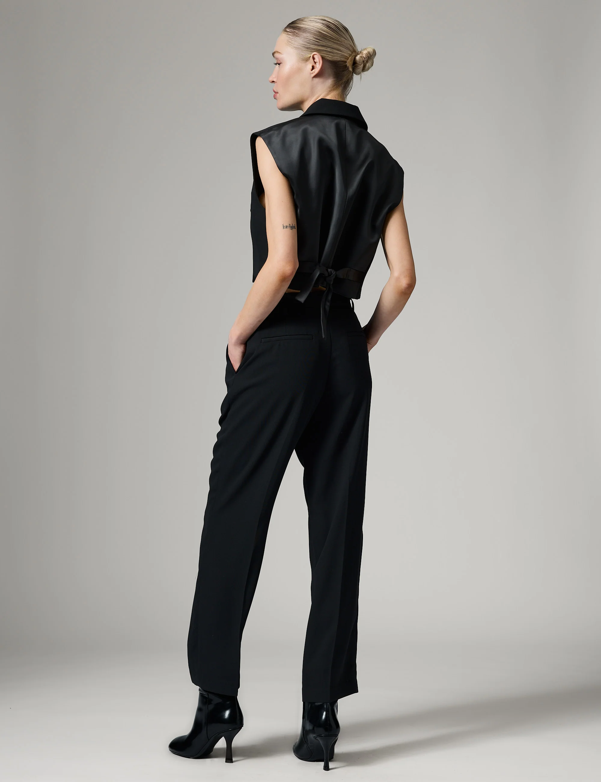 Classic Lady - Classic Gabardine - Pants - Black - Image 4