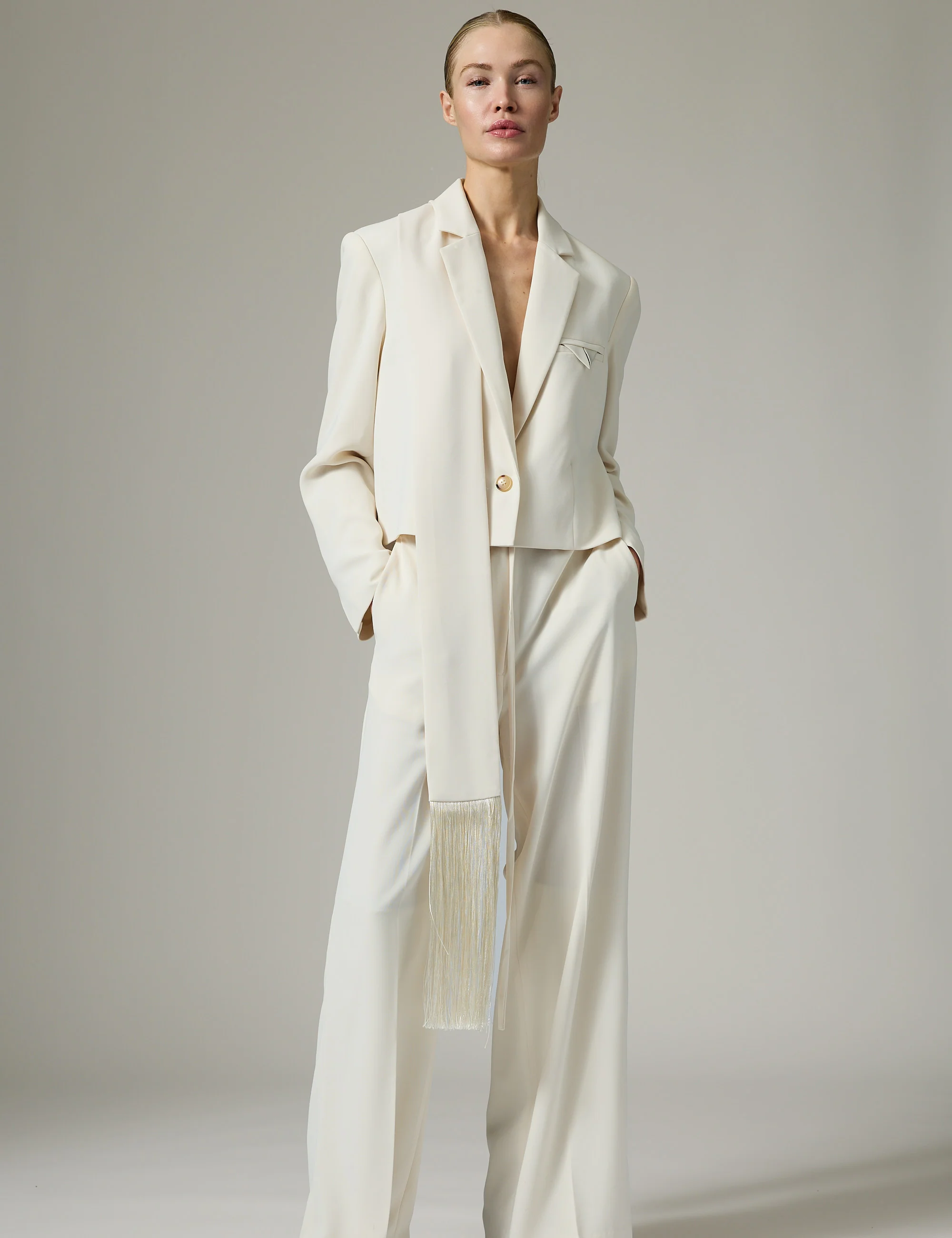 Edie - Classic Gabardine - Blazer - Ivory Shade - Image 3