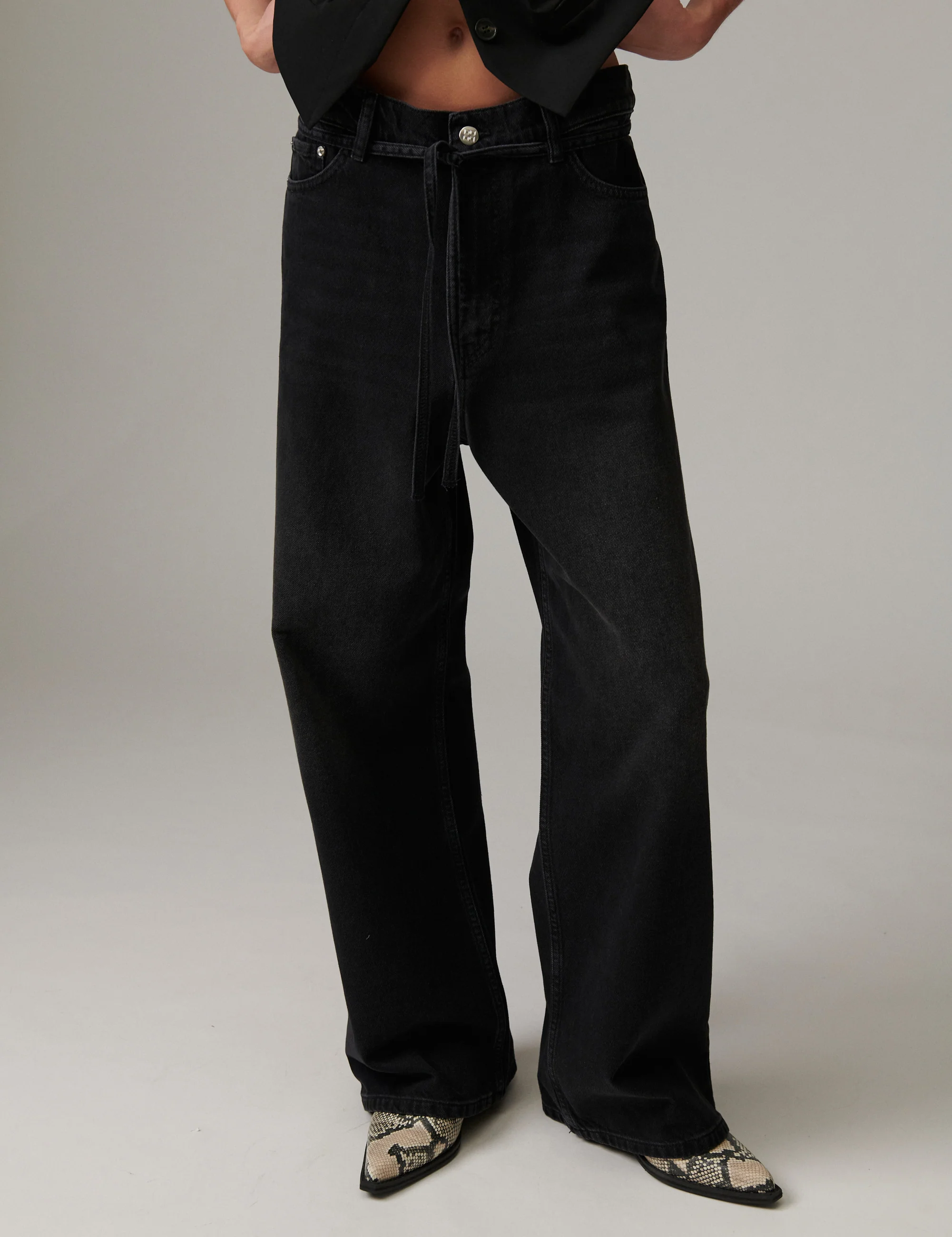 Elijah - Black Washed Denim - Jeans - Black - Image 3