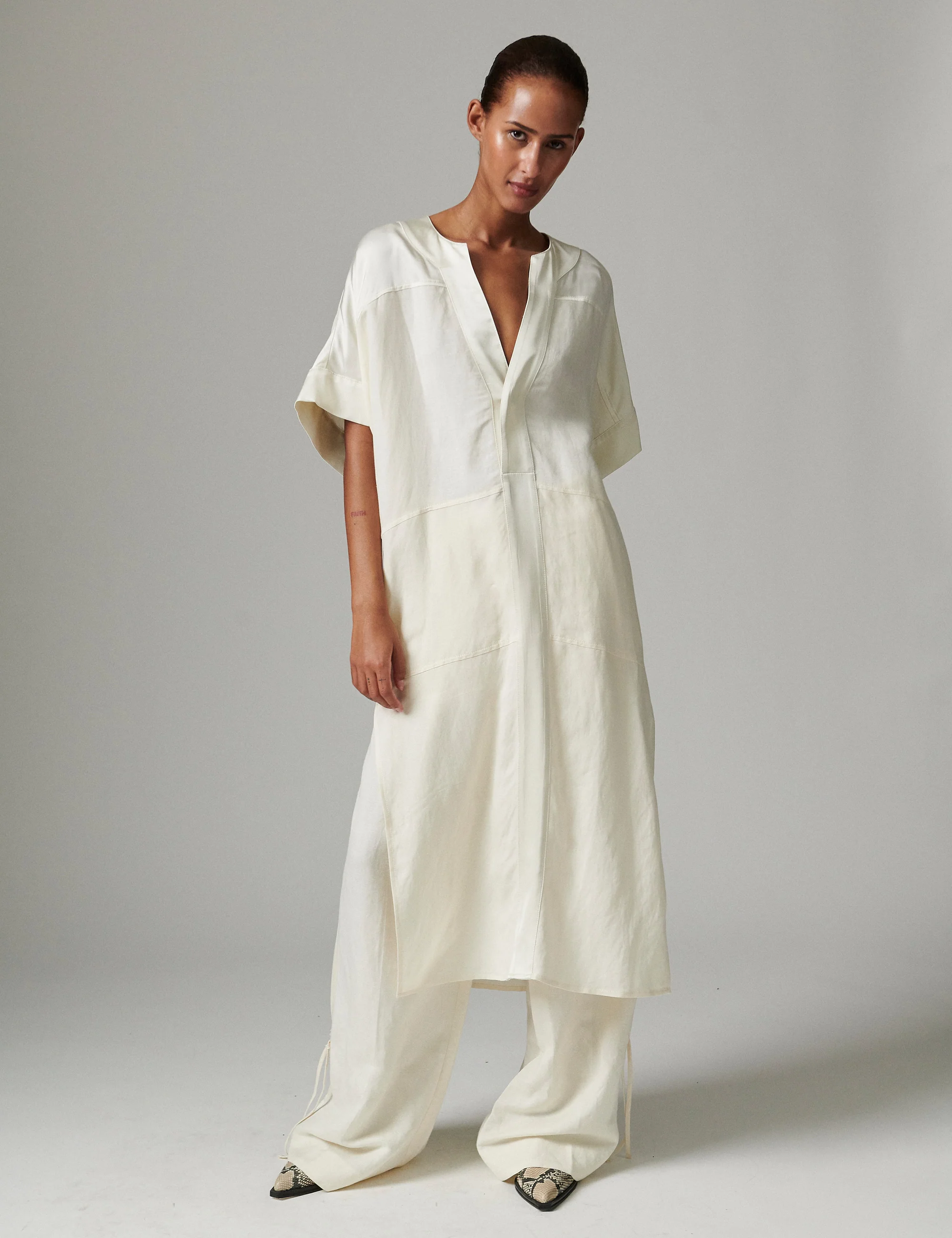 Garson - Contrast Linen - Dress - Jet Stream