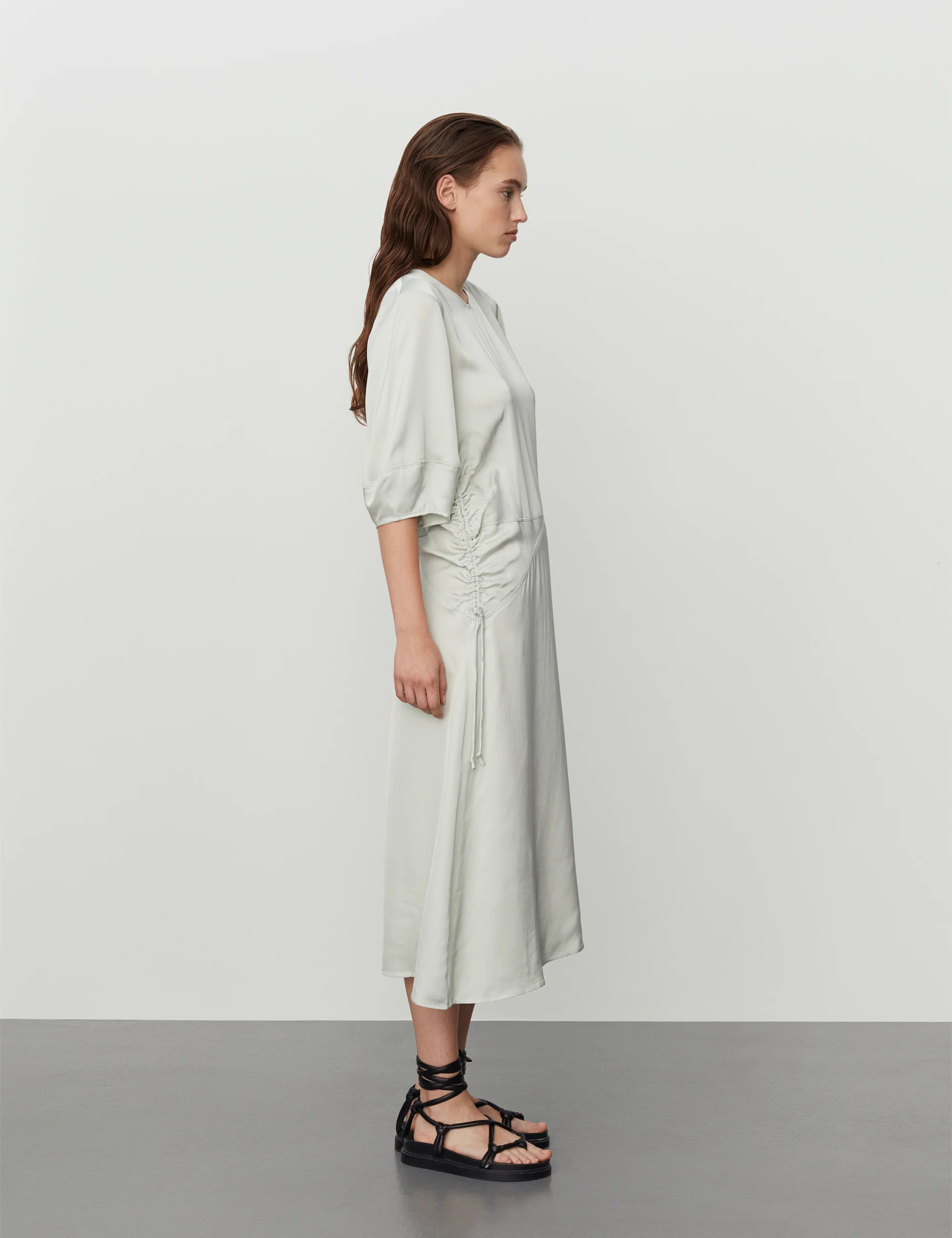 Gia - Fluid Viscose - SKY GRAY - Image 2
