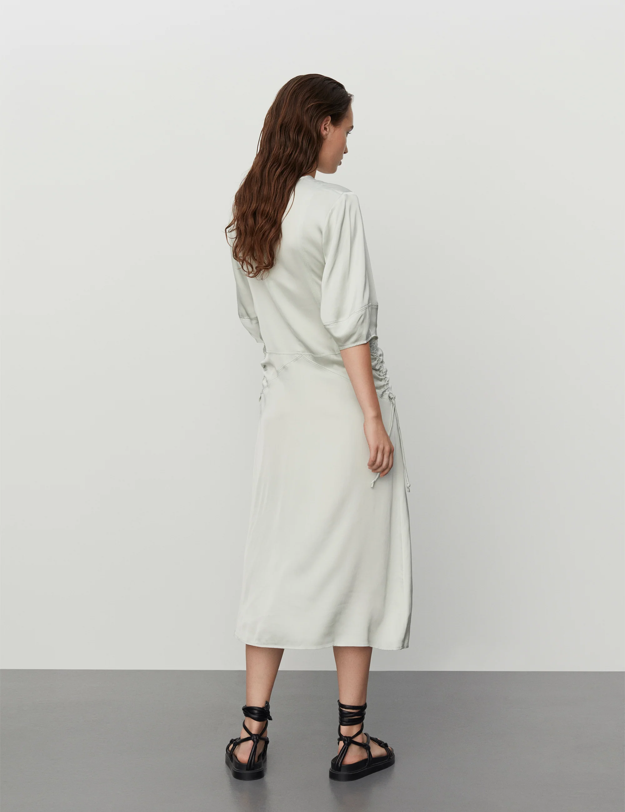 Gia - Fluid Viscose - SKY GRAY - Image 3