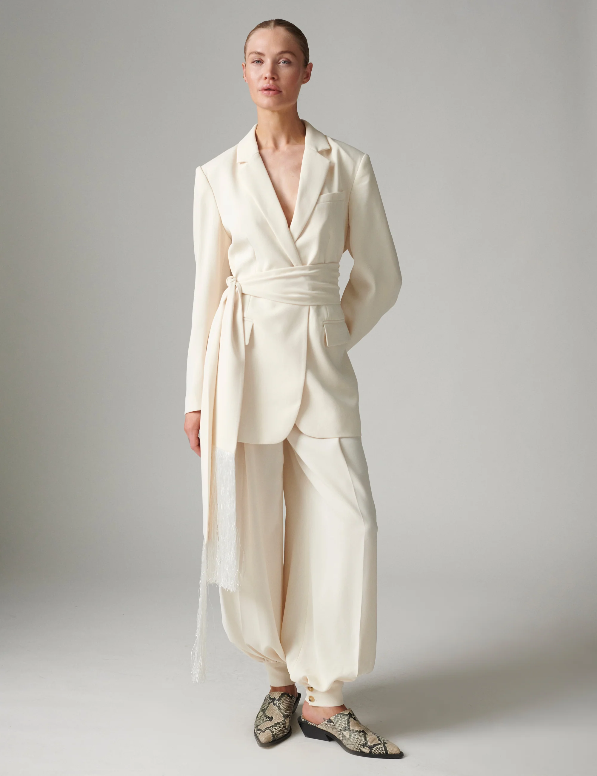 Hector - Classic Gabardine - Blazer - Ivory Shade - Image 7