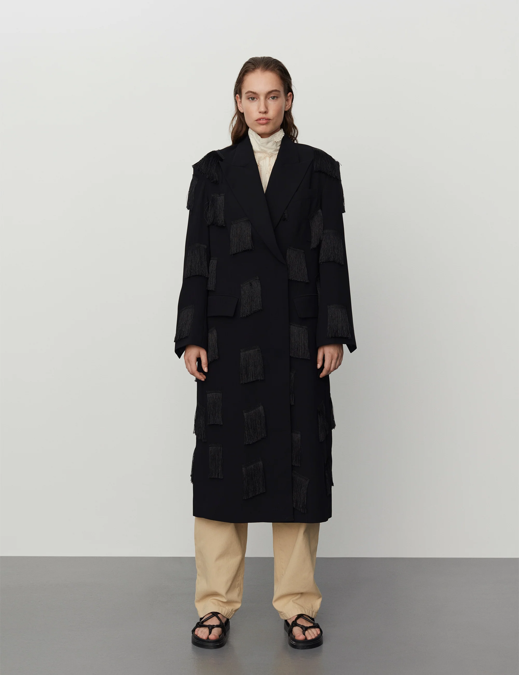 Isobel - Classic Gabardine - Black - Image 3