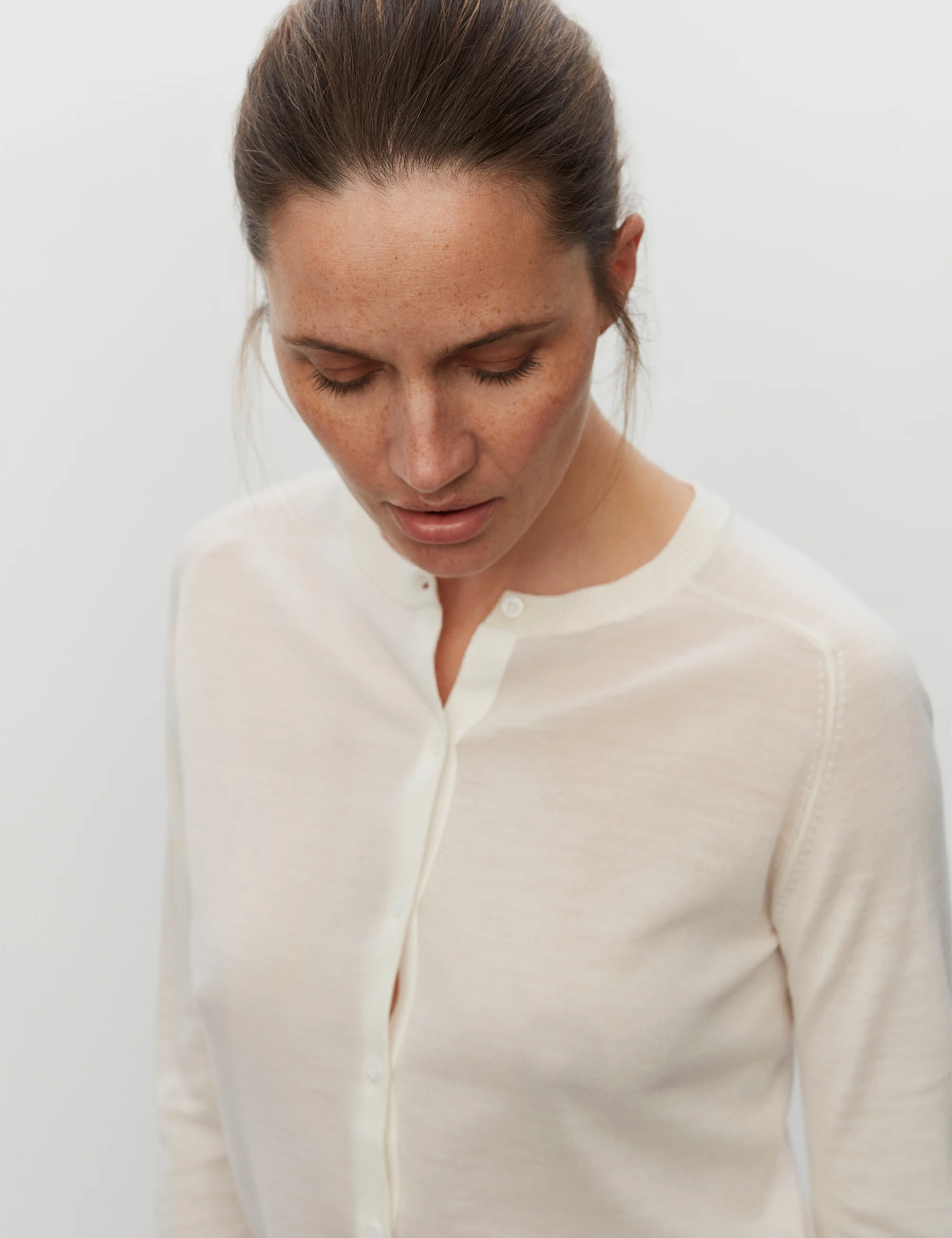 Luna - Daily Elements - Cardigan - Ivory Shade - Image 5