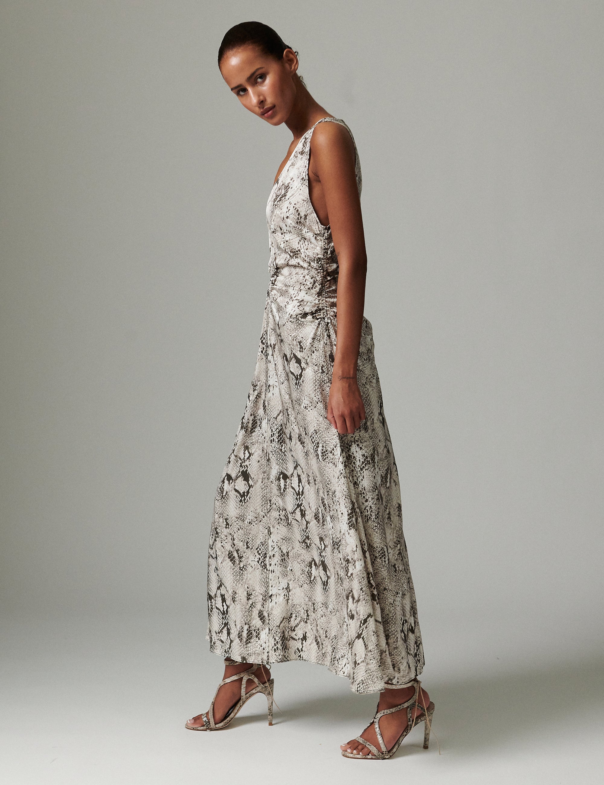 Mino -Viscose Stretch - Dress - SNAKEY - Image 3
