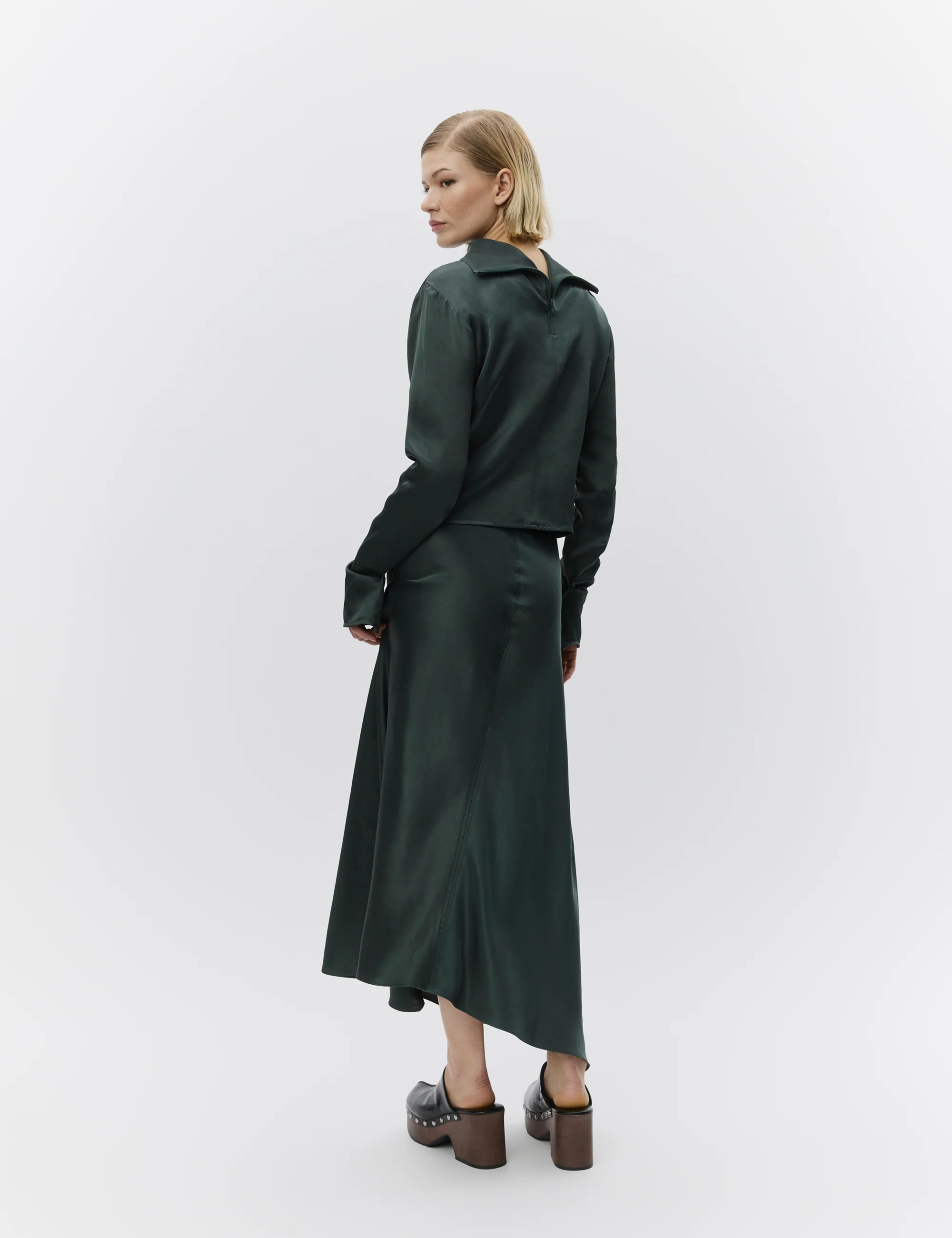 Rian- High Shine Blend - Skirt - URBAN CHIC - Image 2