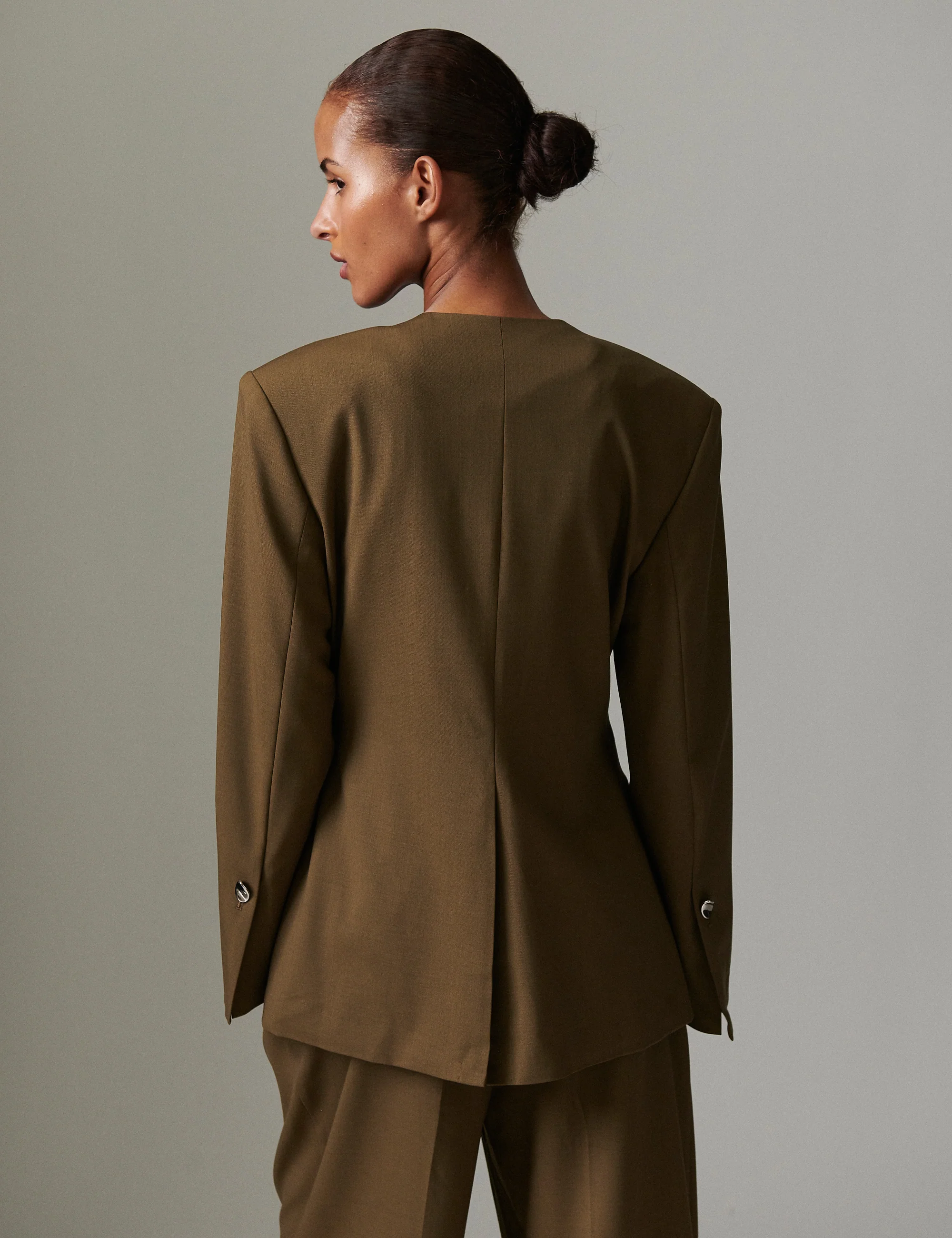Roe - Light Wool Blend - CAPERS - Image 2