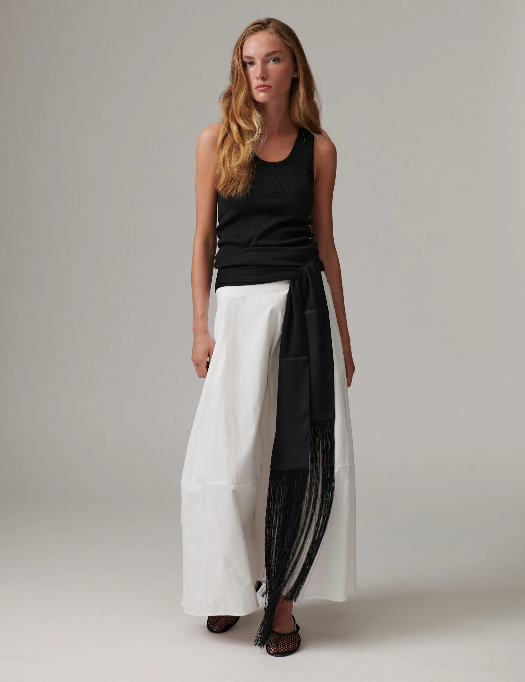 Tory - Contrast Linen - Scarf - Black - Image 6