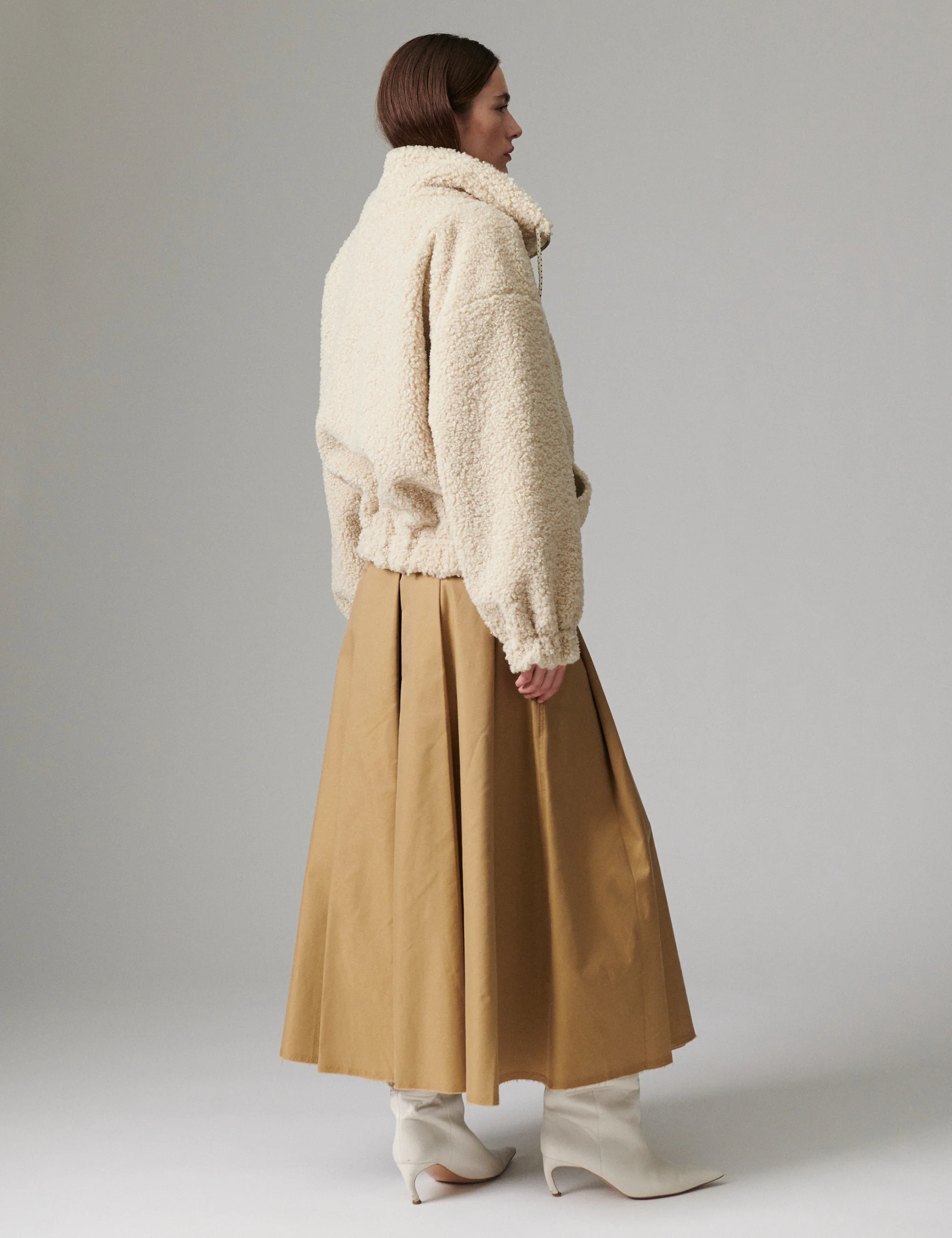 Wilem - Modern Fluff - Jacket - PISTACHIO SHELL. - Image 5